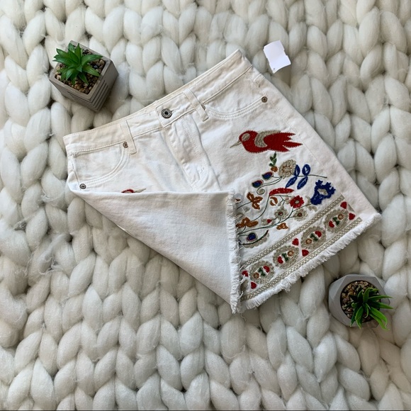 🎉🆕Mini JeanSkirt TheImpeccablePig White Small - Picture 4 of 4